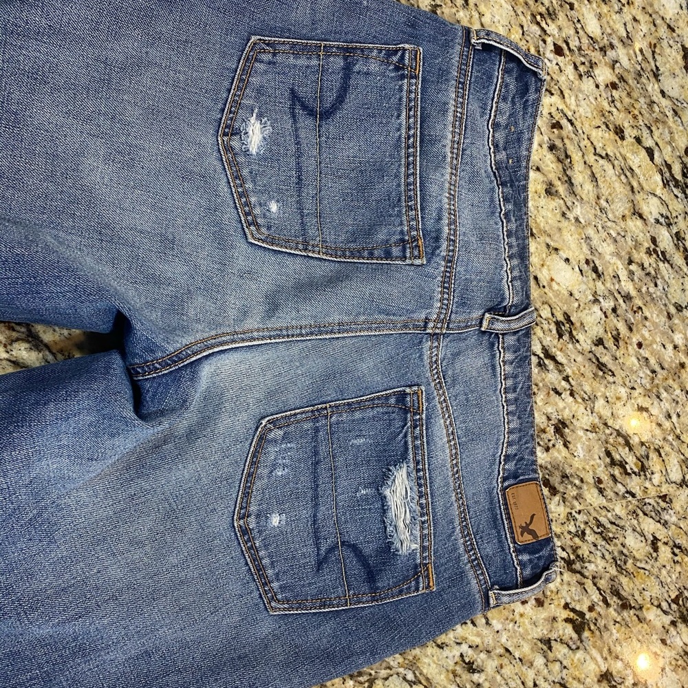 American Eagle mom jeans